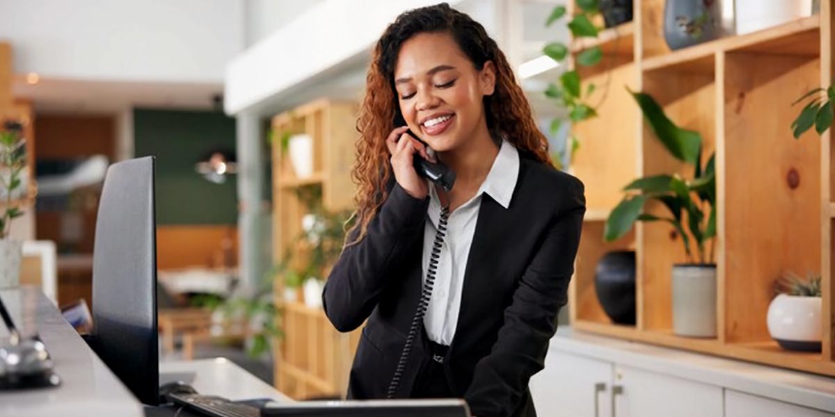 Streamlining Front Desk Operations with FrontDeskVisitor.com